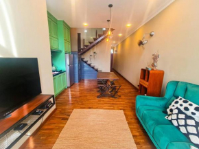 Premium Vintage Home 2 Master Bedrooms 2 to 4 Pax Comfy Stay for Friends and Family